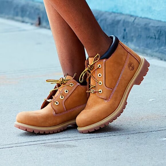Timberland Shoes - Timberland Nellie Women’s Size 9 US Wheat Leather Classic Boots A1TXM